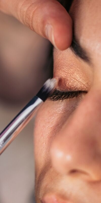 Doğru makyaj fırçası seçmenin yolları