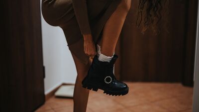 Şıklığın ince detayları: Bot ve çorap