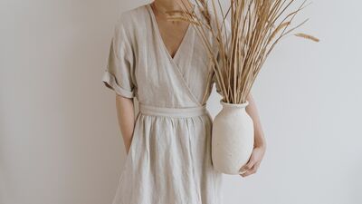 Elbiseniz iç gösteriyorsa...