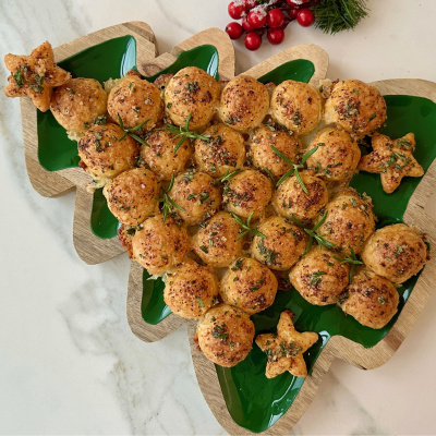 Çam ağacı milföy börek