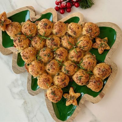 Çam ağacı milföy börek