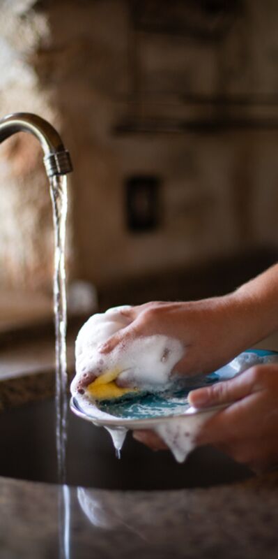 Mutfaktaki bu 10 şeyi hemen atın!