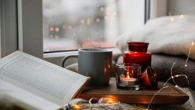 65 yaş üstü kişilerde okumanın 5 faydası