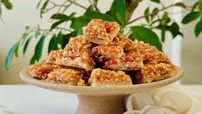 Ayva marmelatlı kuruyemişli milföy tart 