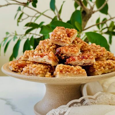 Ayva marmelatlı kuruyemişli milföy tart 