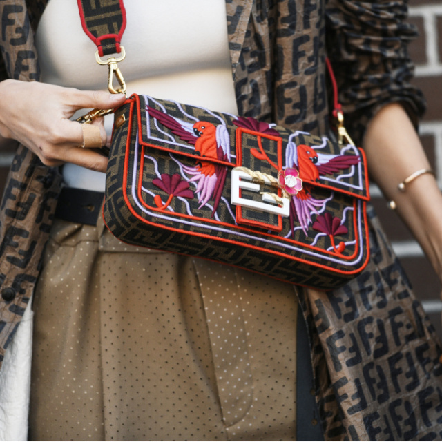 Bahar aylarında öne çıkan 6 çanta trendi