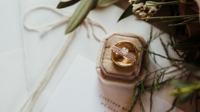 2025 nişan yüzüğü trendleri