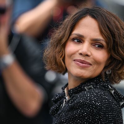 &quot;Menopoz korkulacak bir şey değil”