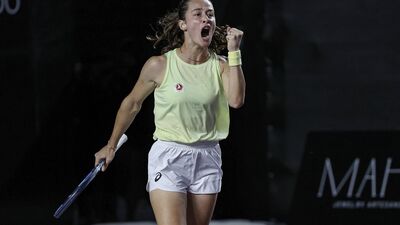 Zeynep Sönmez tarihe geçti!