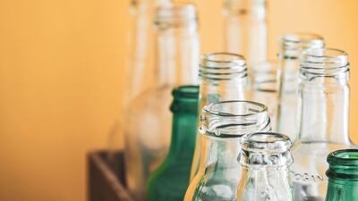 Cam şişeler sandığınız kadar güvenli değil