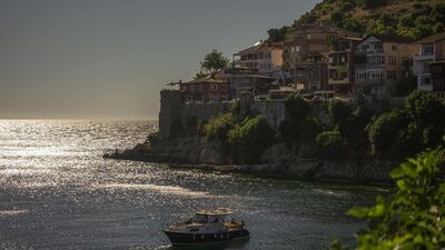Mavi ve yeşilin buluştuğu yer: Amasra