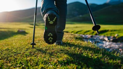 Kadınların işine yarayacak doğa yürüyüşü ekipmanları