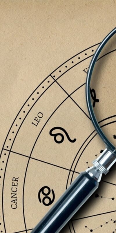 Terazi burcu sembolizmi: Akrebin pençelerinden adaletin kefelerine