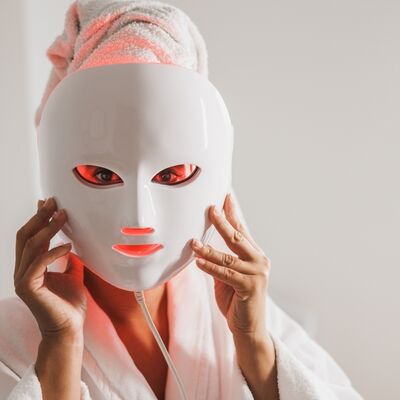 LED ışık terapisi gerçekten işe yarıyor mu?