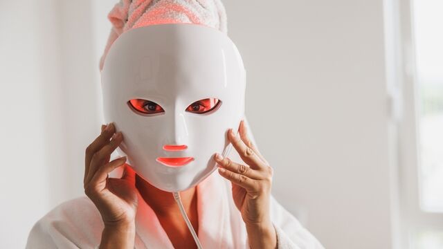 LED ışık terapisi gerçekten işe yarıyor mu?