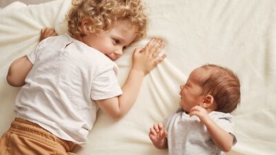 Sadece büyük kardeşlerin anlayabileceği 7 zorluk