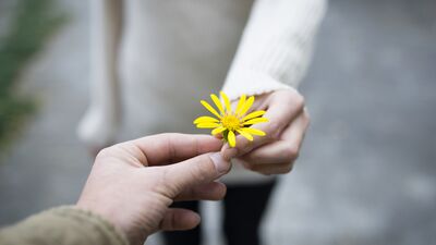 1 dakikada ilişkinizi nasıl iyileştirirsiniz?