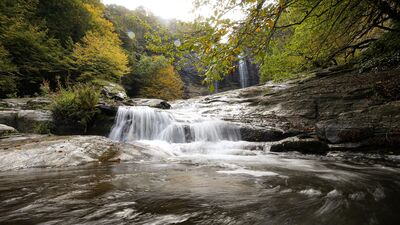 Fay kırığından oluşan güzellik:Suuçtu Şelalesi