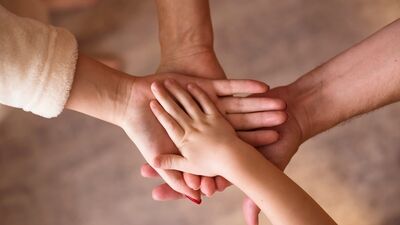 Z kuşağı ebeveynlerinin geride bıraktığı ebeveynlik trendi