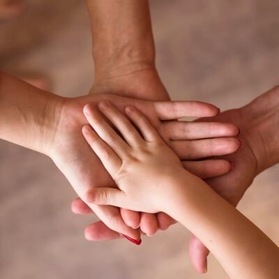 Z kuşağı ebeveynlerinin geride bıraktığı ebeveynlik trendi