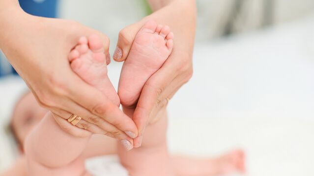 Yenidoğan için kayropraktik bakımı