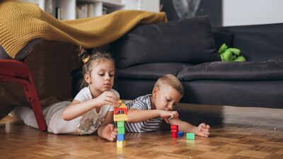 Çocuğunuz odasında mı, salonda mı vakit geçirmeli?