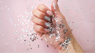 Yılbaşında kırmızı dışında kullanabileceğiniz oje renkleri