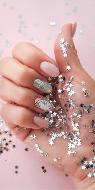 Yılbaşında kırmızı dışında kullanabileceğiniz oje renkleri