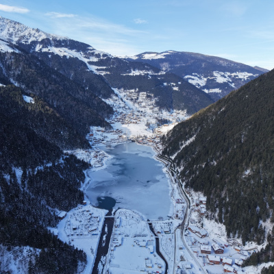 Uzungöl’de kartpostallık kış manzarası