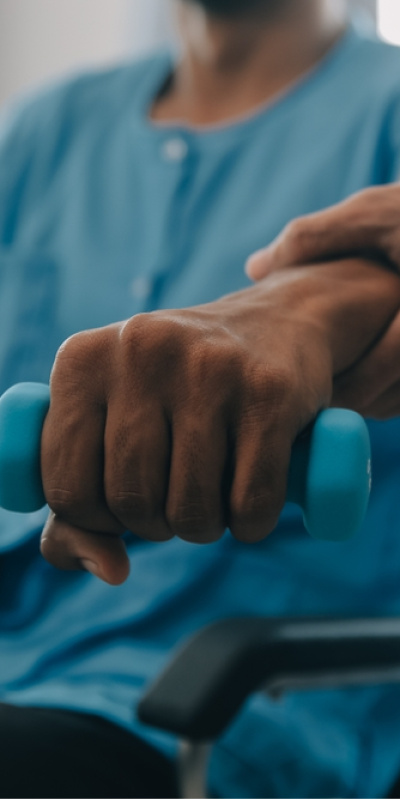 Yaşa takılan hayatlar