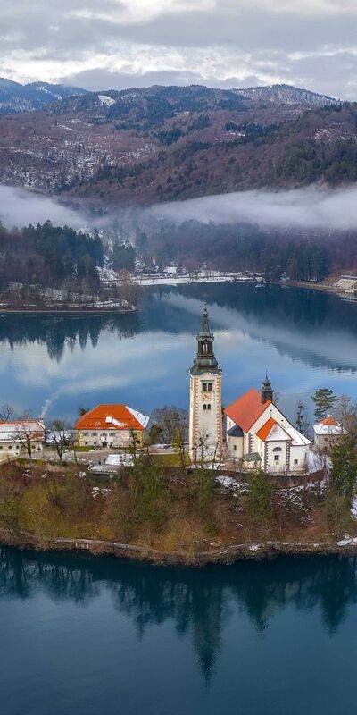 Sis altında saklanan güzellik: Bled gölü