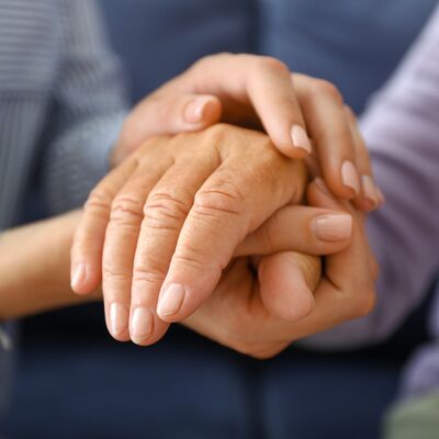 Yetişkinlerin ebeveynlerinden duymak istediği 6 cümle