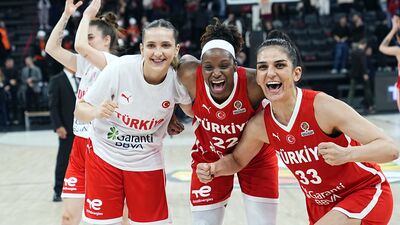  Potanın Perileri'nden harika başlangıç!