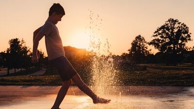  13 yaşındaki çocuğunuz sizi neden dinlemez?