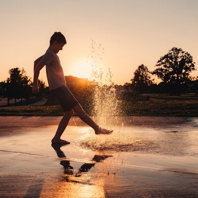 13 yaşındaki çocuğunuz sizi neden dinlemez?