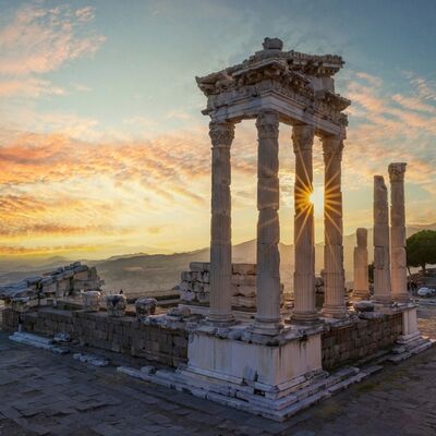 Tarihin derinliklerinden günümüze: Bergama Akropolü