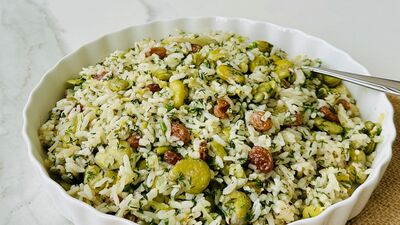 İç baklalı üzümlü pilav 