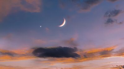 17 Nisan Koç burcunda Yeniay