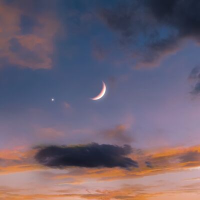 17 Nisan Koç burcunda Yeniay