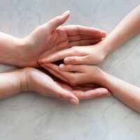 Çocuklar olumsuz haberleri duyduğunda ne yapmalı?