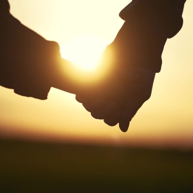 Çocukluk travmalarımız partner seçimimizi nasıl etkiler?