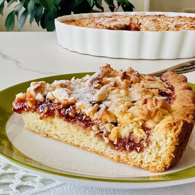Erik marmelatlı crumble tart