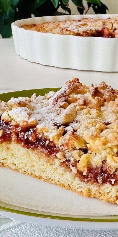 Erik marmelatlı crumble tart
