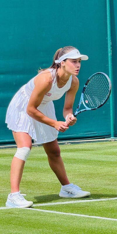 Zeynep Sönmez Wimbledon ikinci tura yükseldi!