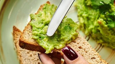 En lezzetli avokadolu tost tarifi