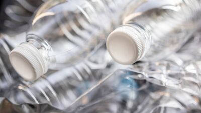 Plastik şişeler artık çöp değil!