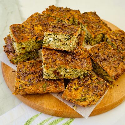 Taze otlu yulaflı tuzlu kek 