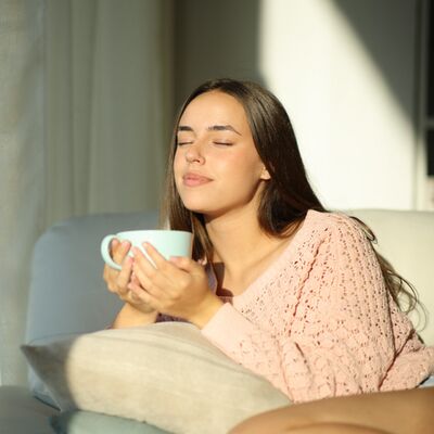 Yıllarca bekar kalanlar gerçekten mutsuz mu? 2 bin 930 kişi incelendi: 11 yıllık araştırmanın sonuçları şaşırttı!
