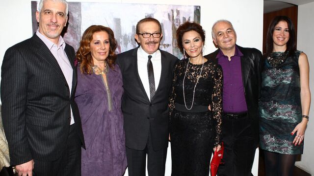 Şeyla Gülman Niyego'dan 'Yalnız Kalabalıklar' sergisi