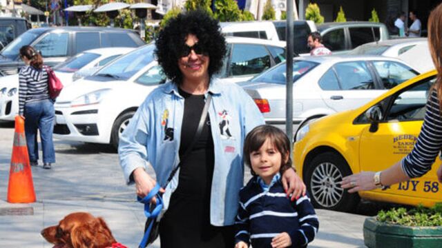 Köpeği Tango'yla Bebek'te...